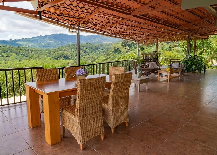 Ladera Hotel